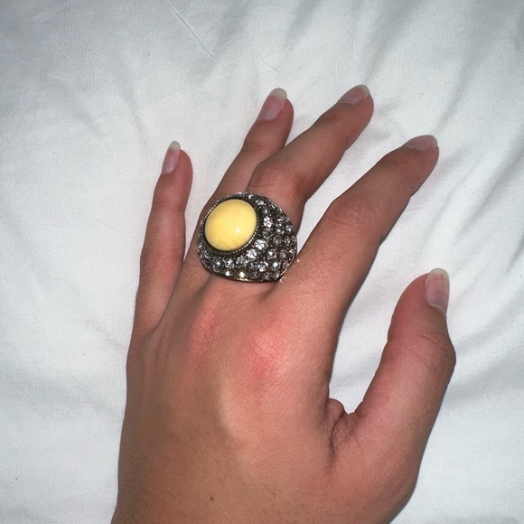 Silver Ring - Picture 1 of 5